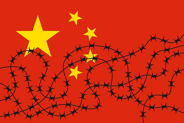 Il est temps de se bouger le popotin !  Le Covid-19 n’est que le début : la Chine communiste prépare de nouveaux virus mortels. China-barbed-wire
